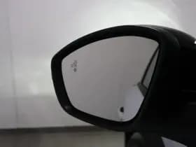 Peugeot 2008 1.2 Hybride 145 Allure | 360 Camera | Luxe thumbnail 27