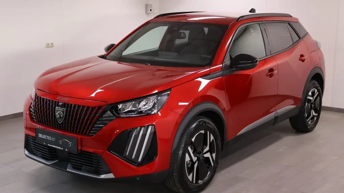 Peugeot 2008 1.2 Hybride 145 Allure | 360 Camera | Luxe — foto 1