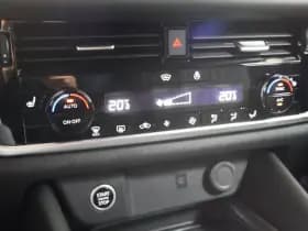 Nissan QASHQAI 1.3 MHEV X Tekna Black Edition thumbnail 30