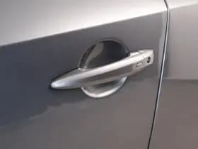 Nissan QASHQAI 1.3 MHEV X Tekna Black Edition thumbnail 32