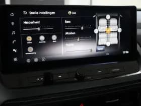 Nissan QASHQAI 1.3 MHEV X Tekna + | Pano | HUD thumbnail 35