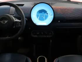 MINI Mini Aceman E Favoured L 42.5 kWh thumbnail 7