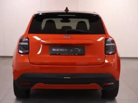 Fiat 600E La Prima 54 kWh thumbnail 4