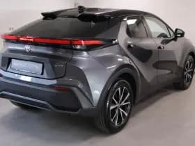 Toyota C-HR 1.8 Hybrid 140 Dynamic | Elektrische achterklep thumbnail 3