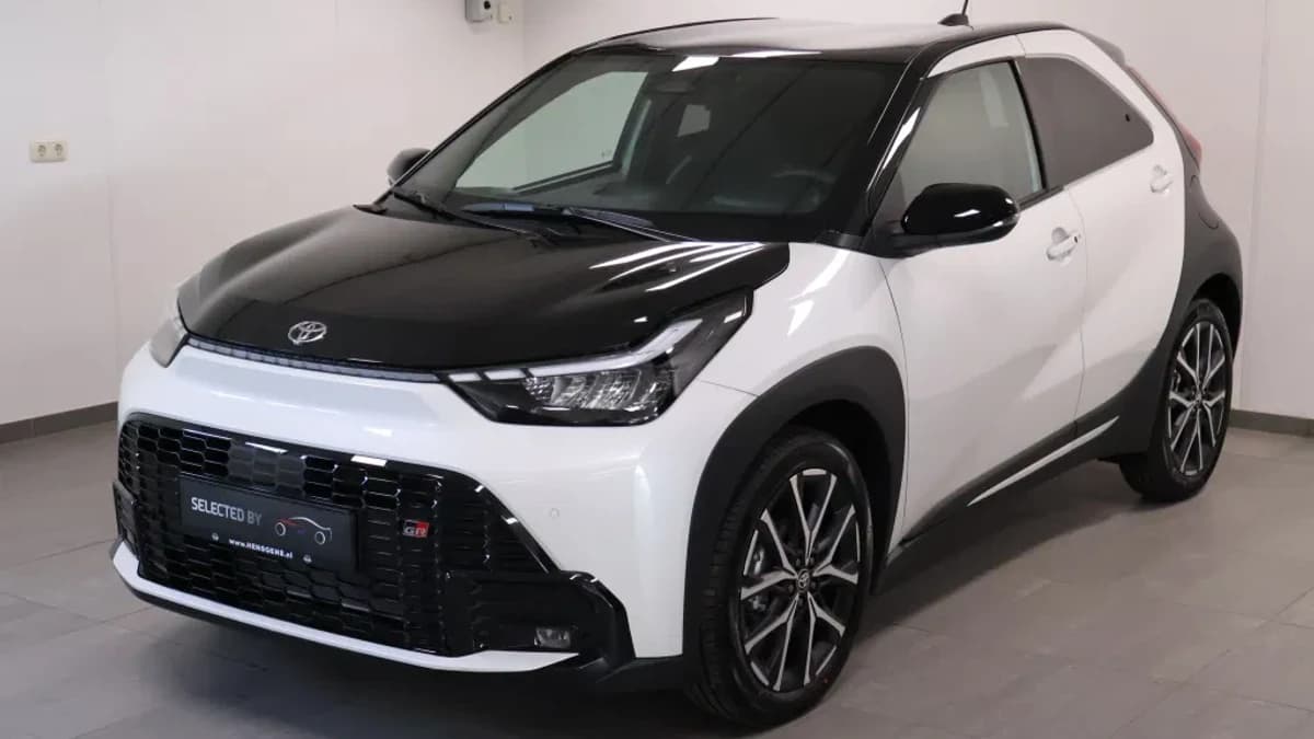 Toyota Aygo X Hybrid 115 GR Sport | MY26 | €1.250 Voordeel — foto 1