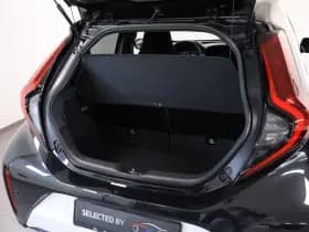 Toyota Aygo X Hybrid 115 GR Sport | MY26 | €1.250 Voordeel thumbnail 38