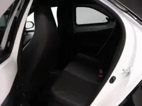 Toyota Aygo X Hybrid 115 GR Sport | MY26 | €1.250 Voordeel thumbnail 9