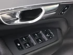 Volvo XC90 2.0 T5 AWD Momentum | Leder | Trekhaak thumbnail 25