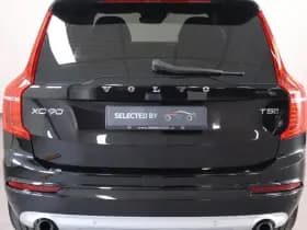 Volvo XC90 2.0 T5 AWD Momentum | Leder | Trekhaak thumbnail 4