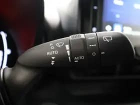 Toyota Yaris 1.5 Hybride 115 Dynamic | Comfort Pack thumbnail 19