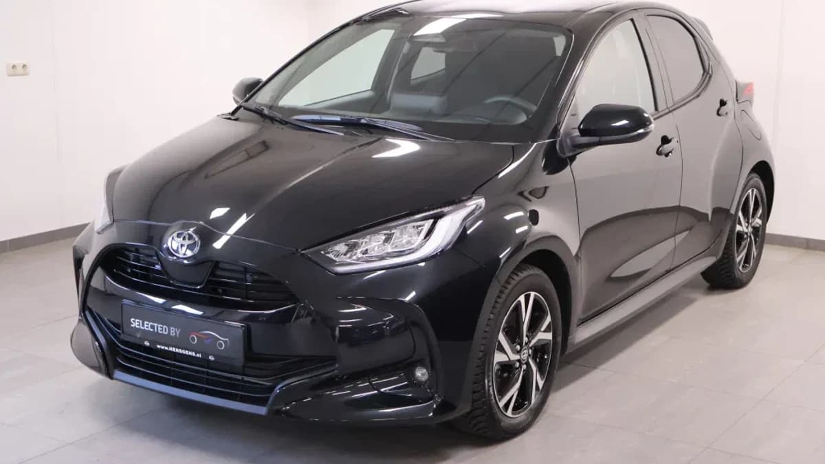 Toyota Yaris 1.5 Hybride 115 Dynamic | Comfort Pack | All Weather — foto 1