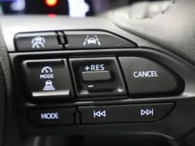 Toyota Yaris 1.5 Hybride 115 Dynamic | Comfort Pack | All Weather thumbnail 19