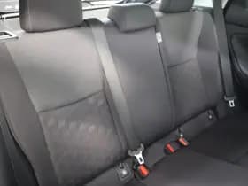 Toyota Yaris thumbnail 14