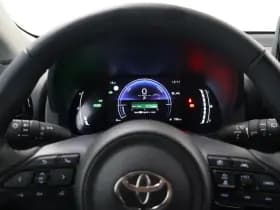 Toyota Yaris thumbnail 17