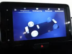 Toyota Yaris thumbnail 24