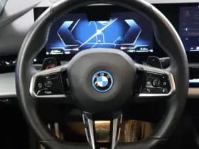 BMW 5 Serie 530e | M-Sport | Pano | 360 camera thumbnail 18