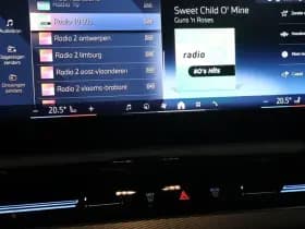 BMW 5 Serie 530e | M-Sport | Pano | 360 camera thumbnail 28