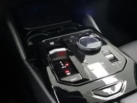 BMW 5 Serie 530e | M-Sport | Pano | 360 camera thumbnail 31