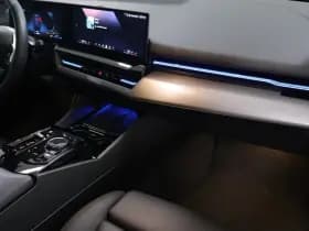 BMW 5 Serie 530e | M-Sport | Pano | 360 camera thumbnail 8