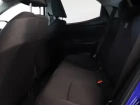 Toyota Yaris thumbnail 11