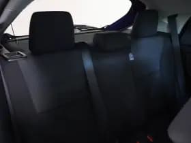 Toyota Yaris thumbnail 13