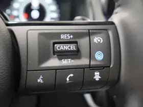 Nissan Qashqai thumbnail 22