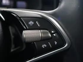 Škoda Kamiq 1.5 TSI Sport Edition | Two-Tone thumbnail 18