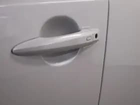 Nissan Qashqai thumbnail 38