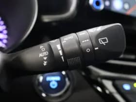 Toyota C-HR 1.8 Hybrid Bi-tone thumbnail 20