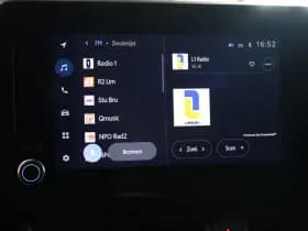 Toyota C-HR 1.8 Hybrid Bi-tone thumbnail 28