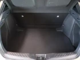 Toyota C-HR 1.8 Hybrid Bi-tone thumbnail 32