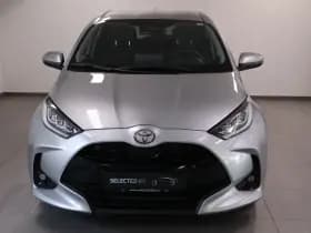 Toyota Yaris thumbnail 2