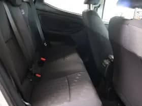 Toyota Yaris thumbnail 14