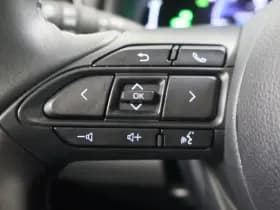 Toyota Yaris thumbnail 17