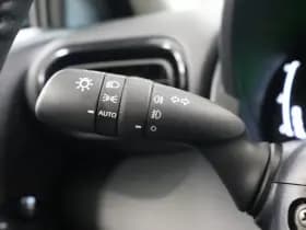 Toyota Yaris thumbnail 19