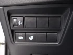 Toyota Yaris thumbnail 22