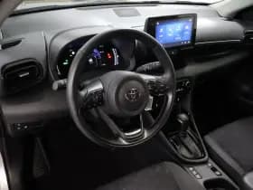 Toyota Yaris thumbnail 6