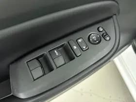 Honda Jazz 1 5 e hev elegance thumbnail 18