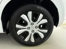 Honda Jazz 1 5 e hev elegance thumbnail 10