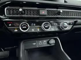 Honda Civic 2 0 e hev elegance thumbnail 24