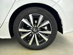 Honda Civic 2 0 e hev elegance thumbnail 8