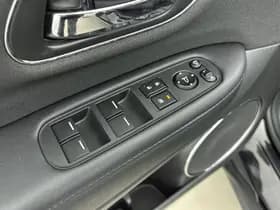 Honda HR-V 1 5 i vtec elegance aut thumbnail 17