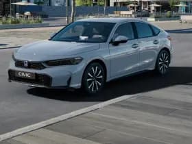 Honda Civic 2 0 e hev elegance thumbnail 2