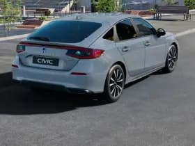 Honda Civic 2 0 e hev elegance thumbnail 4