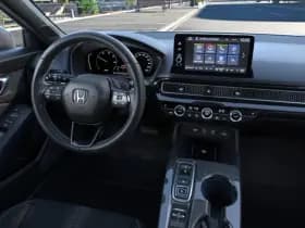 Honda Civic 2 0 e hev elegance thumbnail 7
