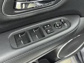 Honda HR-V 1 5 i vtec executive aut thumbnail 12