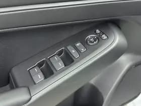 Honda HR-V 1 5 e hev elegance thumbnail 15