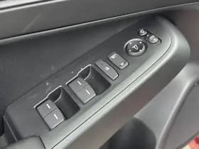 Honda HR-V 1 5 e hev elegance thumbnail 15