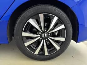 Honda Civic thumbnail 10