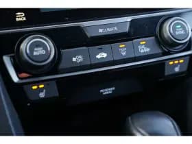 Honda Civic 1.0i VTEC TURBO DYNAMIC BLACK PACK thumbnail 18